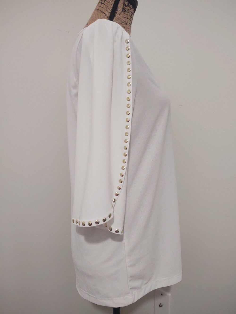 Robert Louis White 3/4 Sleeve Top with Gold Stud Trim | Small - Picture 3 of 7